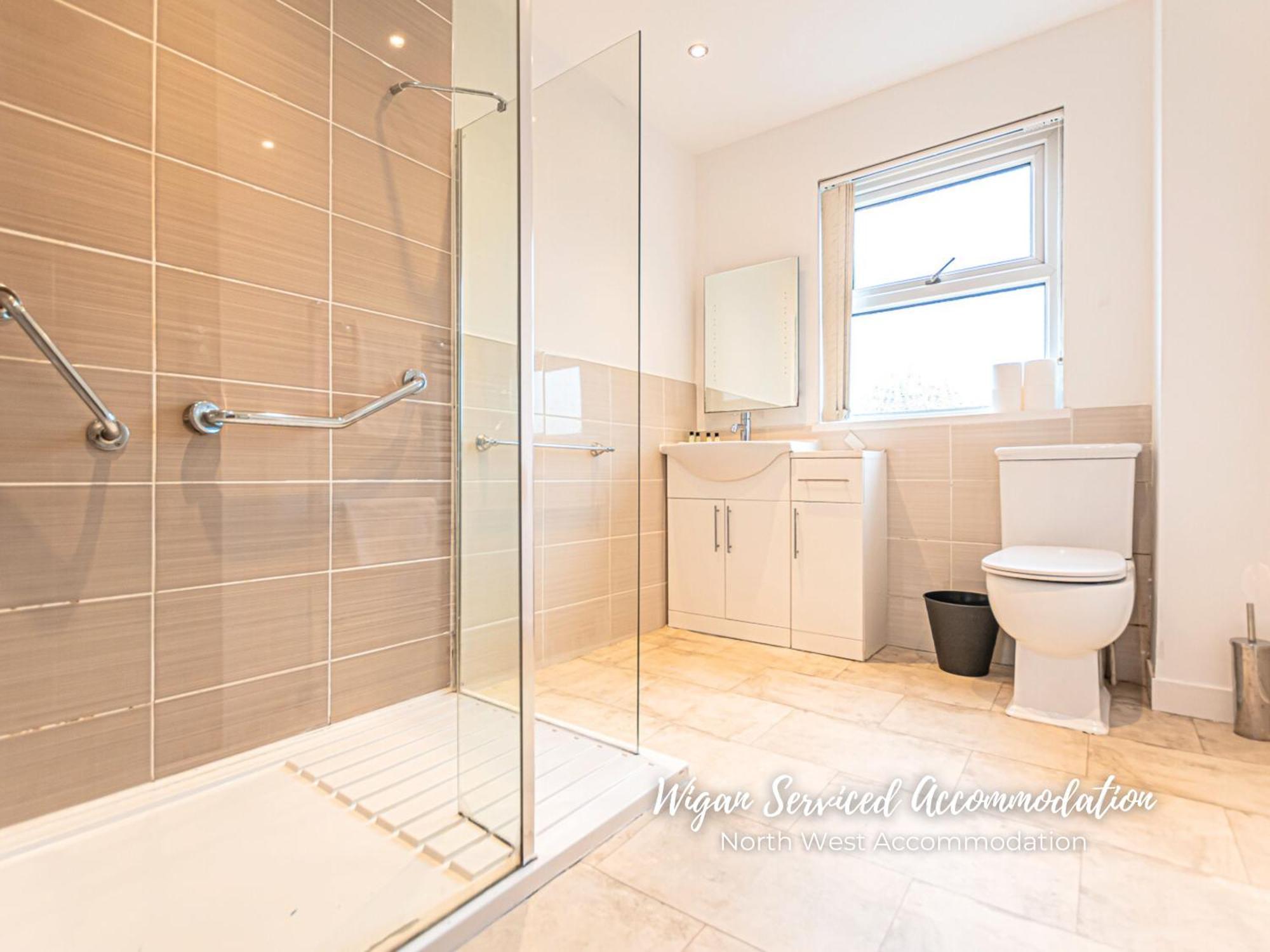 Wigan Serviced Accommodation Экстерьер фото