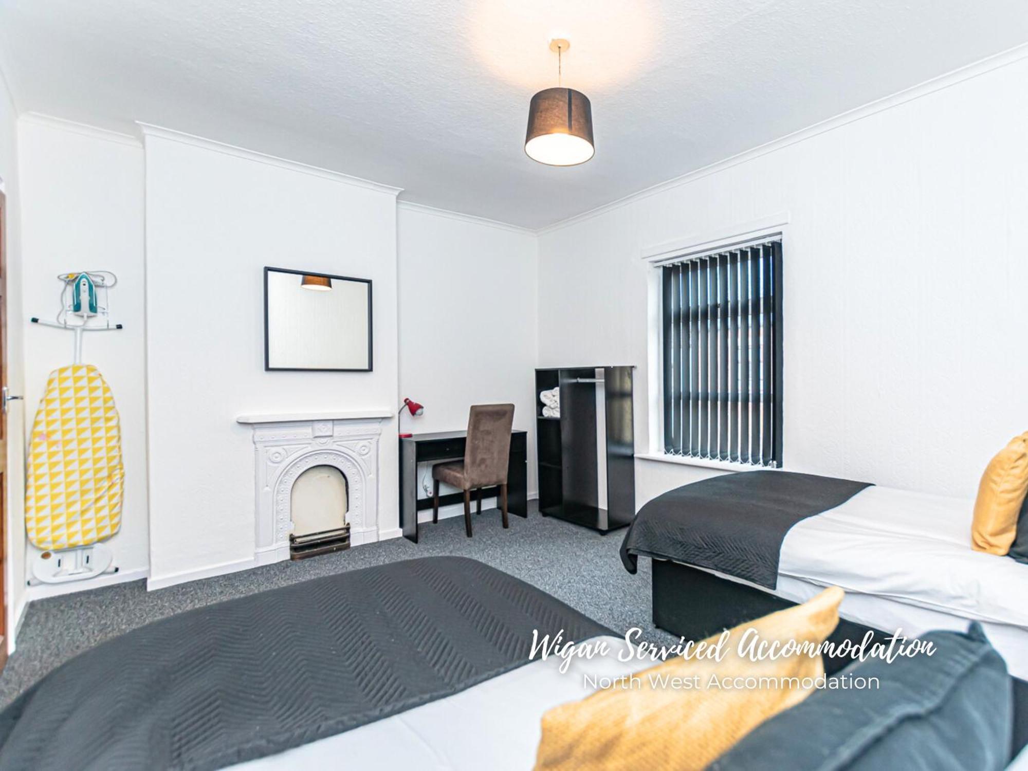 Wigan Serviced Accommodation Экстерьер фото